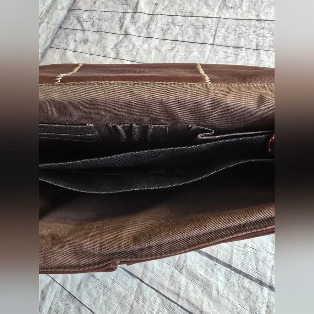 AUSTIN REED BROWN LEATHER CROSBODY LAPTOP/BRIEFCASE MAN MESSENGER BAG